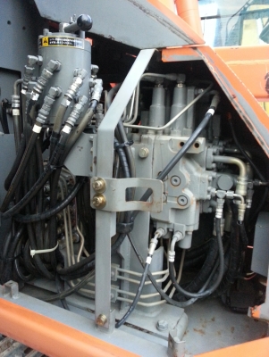 ขายรถเก่านอกญี่ปุ่น HITACHI ZX135 US