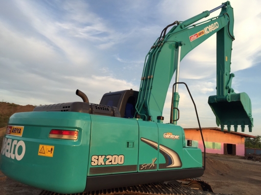 ขาย KOBELCO SK 200-8 Super-X  รถ 2ปี 7 เดือน 5000 ชั่วโมง สนใจขอรูปเพิ่มเติมได้ครับทางลาย ติดต่อเจ้าของโดยตรง 081-4283210