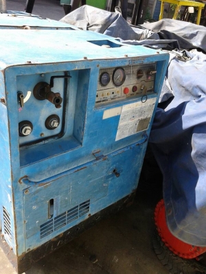 ปั้มลมแอร์แมน PDS 125 S พร้อมหัวแย็กปูนและสายลมพร้อมใช้