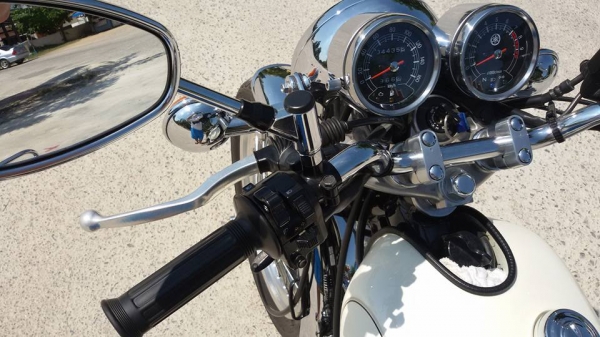 ขาย ยามาฮ่า SR 400 ทะเบียนแท้ โอน ออกศูนย์