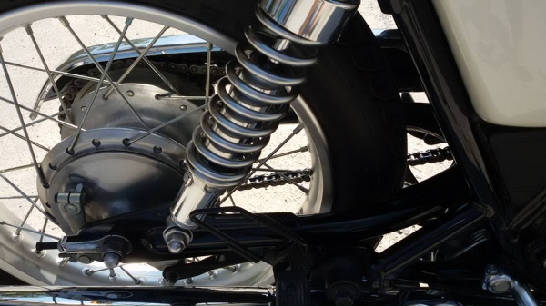 ขาย ยามาฮ่า SR 400 ทะเบียนแท้ โอน ออกศูนย์