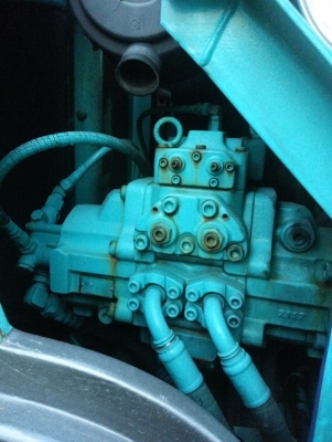 ขายรถนอกเก่าญี่ปุ่น KOBELCO SK100 Mark V Super ขายรถนอกเก่าญี่ปุ่น KOBELCO SK100 Mark V Super