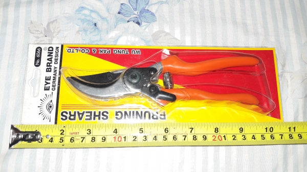 ขายกรรไกรตัดกิ่งไม้ตราตา Germany.ใบมีดคมกริบเปลี่ยนใบได้