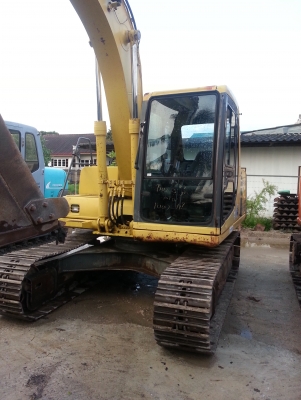 ขายรถนำเข้าเก่าญี่ปุ่น KOMATSU PC 120-6E ขายรถนำเข้าเก่าญี่ปุ่น KOMATSU PC 120-6E