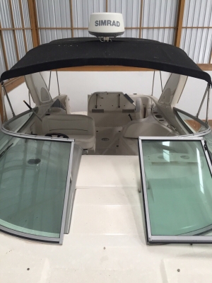 เรือ Bayliner 355 ปี 2013 เครื่อง Mercuser 5.0 ( 260 hpx2 ) เรือใช้ไม่เกิน 150ชม. Gennerator 5kw usa