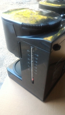 เครื่องชงกาแฟเอนกประสงค์  BRIEL สามารถชงได้ทั่งกาแฟสดแบบเป็นแก้วๆ และ กาแฟสำเร็จรูปเป็นโถพร้อมอุ่นตลอดเวลา