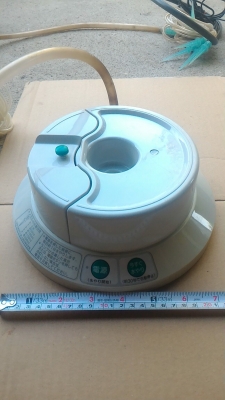 เครื่องรดน้ำหรือจ่ายต้นไม้ แบบตั้งปริมาณการจ่ายน้ำได้ ที่ตัวเครื่องและที่หัวจ่ายก้อปรับปริมาณได้ตามความต้องการ