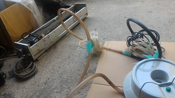 เครื่องรดน้ำหรือจ่ายต้นไม้ แบบตั้งปริมาณการจ่ายน้ำได้ ที่ตัวเครื่องและที่หัวจ่ายก้อปรับปริมาณได้ตามความต้องการ