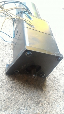 มอเตอร์เกียร์ทด ORIENTAL ขนาด 40 W. อัตราที่ 30 : 1 ทดแล้วหมุนที่ 46 รอบต่อนาทีแรงบิดสูง