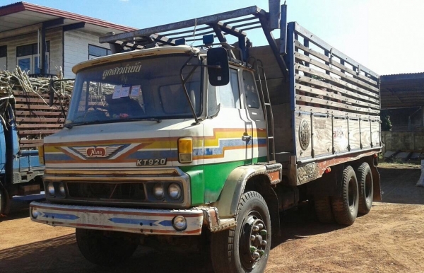 ขาย 10 ล้อ HINO KT920 เปลี่ยนช่วงล่างใหญ่ 2 เพลา เครื่อง EH700 168 แรงม้า คัสซีสวยตลอดเส้น สโลว์อินเตอร์ ยางเต็ม ทะเบียนพร้อมโอนครับ
