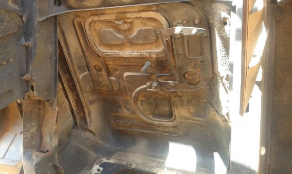 ขาย 10 ล้อ HINO KT920 เปลี่ยนช่วงล่างใหญ่ 2 เพลา เครื่อง EH700 168 แรงม้า คัสซีสวยตลอดเส้น สโลว์อินเตอร์ ยางเต็ม ทะเบียนพร้อมโอนครับ ขาย 10 ล้อ HINO KT920 เปลี่ยนช่วงล่างใหญ่ 2 เพลา เครื่อง EH700 168 แรงม้า คัสซีสวยตลอดเส้น สโลว์อินเตอร์ ยางเต็ม ทะเบียนพร้อมโอนครับ