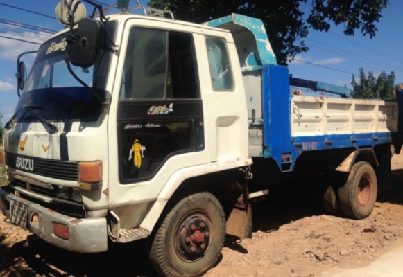 6ล้อดั้มดิน5คิว ISUZU ROCKY FRR-175 **ขาย ISUZU ROCKY-175 6ล้อดั้มดิน5คิว ยาง8 ราคาเบาๆ ISUZU ROCKY FRR12DA 6BG1-175HP ฝาดำ เครื่องเดิม เกียร์เดิม เครื่องดี แน่น แรงดีครับฟิตใหม่ พึ่งเปลี่ยนแหวนใหม่ เกียร์ดี ไม่หลุด ช่วงล่างใหญ่ Fหน้ 6ล้อดั้มดิน5คิว ISUZU ROCKY FRR-175 **ขาย ISUZU ROCKY-175 6ล้อดั้มดิน5คิว ยาง8 ราคาเบาๆ ISUZU ROCKY FRR12DA 6BG1-175HP ฝาดำ เครื่องเดิม เกียร์เดิม เครื่องดี แน่น แรงดีครับฟิตใหม่ พึ่งเปลี่ยนแหวนใหม่ เกียร์ดี ไม่หลุด ช่วงล่างใหญ่ Fหน้