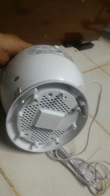 เครื่องฟอกอากาศ Panasonic nanocare เพิ่มความชื่น และปล่อยไอออนลบ