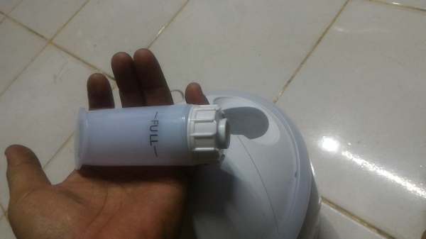 เครื่องฟอกอากาศ Panasonic nanocare เพิ่มความชื่น และปล่อยไอออนลบ