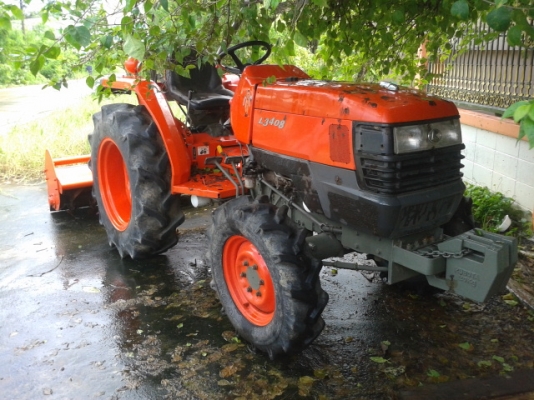 รถไถ่นาคูโบต้า  รุ่น  L 3408   สองเพลา  พร้อมใช้งาน