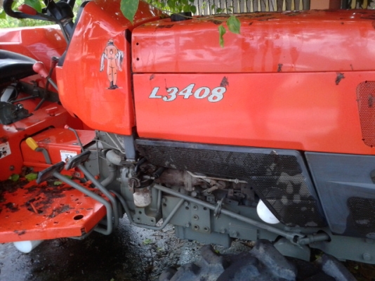 รถไถ่นาคูโบต้า  รุ่น  L 3408   สองเพลา  พร้อมใช้งาน