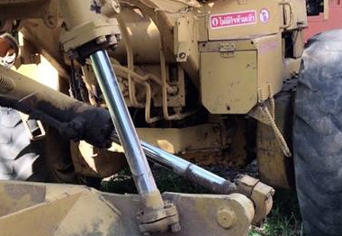 เกรดเดอร์ KOMATSU GD37 (เท่าCAT120-G) เอวแข็ง ใบ12ฟุต ไม่มีเล่ม ** ขาย KOMATSU GD37-5H รถเกรดเดอร์ เอวแข็งมีด12ฟุต เทียบเท่า CAT120-G สภาพดี ราคาเบาๆ MOTOR GRADER KOMATSU GD37-5H เอวแข็ง ใบมีด12ฟุต ขนาดเทียบเท่า CAT120-G ครับ เครื่อง เกรดเดอร์ KOMATSU GD37 (เท่าCAT120-G) เอวแข็ง ใบ12ฟุต ไม่มีเล่ม ** ขาย KOMATSU GD37-5H รถเกรดเดอร์ เอวแข็งมีด12ฟุต เทียบเท่า CAT120-G สภาพดี ราคาเบาๆ MOTOR GRADER KOMATSU GD37-5H เอวแข็ง ใบมีด12ฟุต ขนาดเทียบเท่า CAT120-G ครับ เครื่อง