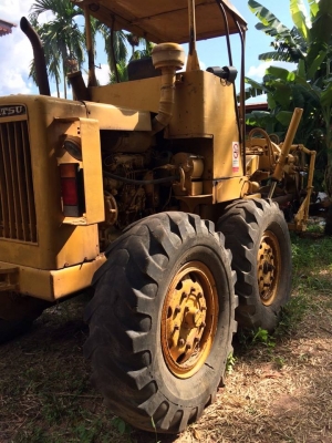 เกรดเดอร์ KOMATSU GD37 (เท่าCAT120-G) เอวแข็ง ใบ12ฟุต ไม่มีเล่ม ** ขาย KOMATSU GD37-5H รถเกรดเดอร์ เอวแข็งมีด12ฟุต เทียบเท่า CAT120-G สภาพดี ราคาเบาๆ MOTOR GRADER KOMATSU GD37-5H เอวแข็ง ใบมีด12ฟุต ขนาดเทียบเท่า CAT120-G ครับ เครื่อง เกรดเดอร์ KOMATSU GD37 (เท่าCAT120-G) เอวแข็ง ใบ12ฟุต ไม่มีเล่ม ** ขาย KOMATSU GD37-5H รถเกรดเดอร์ เอวแข็งมีด12ฟุต เทียบเท่า CAT120-G สภาพดี ราคาเบาๆ MOTOR GRADER KOMATSU GD37-5H เอวแข็ง ใบมีด12ฟุต ขนาดเทียบเท่า CAT120-G ครับ เครื่อง