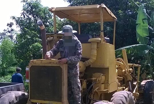 เกรดเดอร์ KOMATSU GD37 (เท่าCAT120-G) เอวแข็ง ใบ12ฟุต ไม่มีเล่ม ** ขาย KOMATSU GD37-5H รถเกรดเดอร์ เอวแข็งมีด12ฟุต เทียบเท่า CAT120-G สภาพดี ราคาเบาๆ MOTOR GRADER KOMATSU GD37-5H เอวแข็ง ใบมีด12ฟุต ขนาดเทียบเท่า CAT120-G ครับ เครื่อง เกรดเดอร์ KOMATSU GD37 (เท่าCAT120-G) เอวแข็ง ใบ12ฟุต ไม่มีเล่ม ** ขาย KOMATSU GD37-5H รถเกรดเดอร์ เอวแข็งมีด12ฟุต เทียบเท่า CAT120-G สภาพดี ราคาเบาๆ MOTOR GRADER KOMATSU GD37-5H เอวแข็ง ใบมีด12ฟุต ขนาดเทียบเท่า CAT120-G ครับ เครื่อง