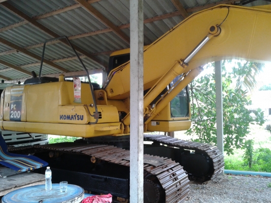 KOMATSU PC 200-7