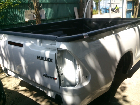 ขายกระบะยกลง TOYOTA REVO สีขาว อุปกรณ์ครบ