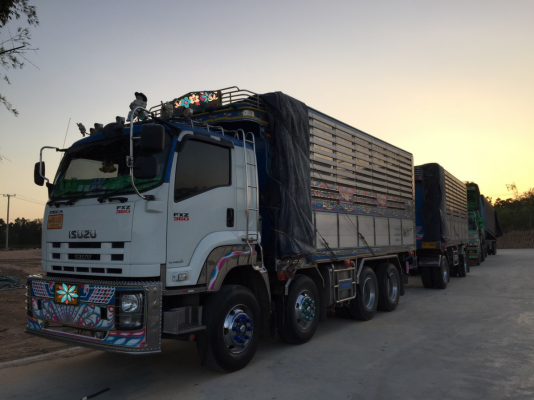 ขายดาวน์รถบรรทุก 24 ล้อพ่วงแม่ลูกดัมพ์มิเนียมคอกเกษตร ISUZU DECA 360 แรงม้าปี 2556 ลูกพ่วงอู่เบิ้มการช่าง 3 เพลา ขายดาวน์ 800000