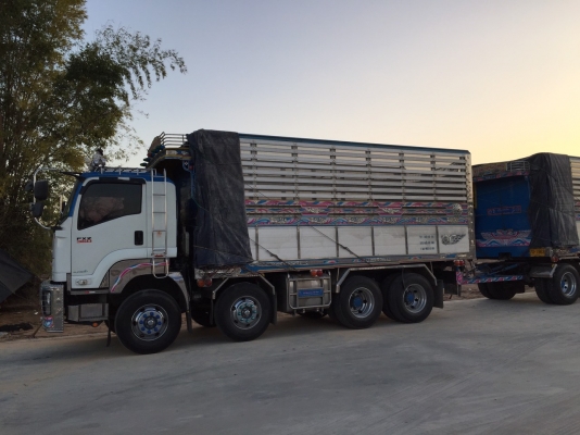ขายดาวน์รถบรรทุก 24 ล้อพ่วงแม่ลูกดัมพ์มิเนียมคอกเกษตร ISUZU DECA 360 แรงม้าปี 2556 ลูกพ่วงอู่เบิ้มการช่าง 3 เพลา ขายดาวน์ 800000