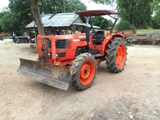 ขายรถคูโบต้า 50แรง พร้อมอุปกรณ์ M5000