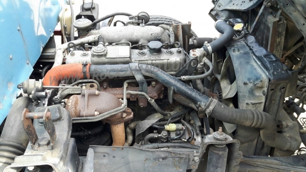 รถบรรทุก ตู้แห้ง ISUZU NKR กระบะยาว 3.20 เมตร มีแอร์ 100 แรงม้า