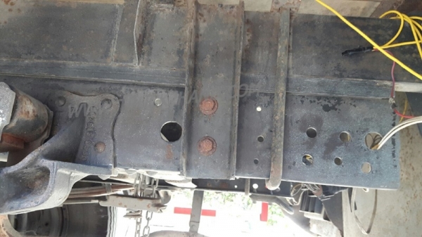 รถบรรทุก ตู้แห้ง ISUZU NKR กระบะยาว 3.20 เมตร มีแอร์ 100 แรงม้า