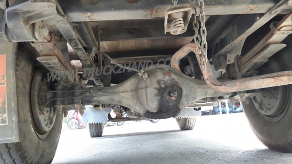 รถบรรทุก ตู้แห้ง ISUZU NKR กระบะยาว 3.20 เมตร มีแอร์ 100 แรงม้า