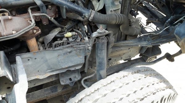 รถบรรทุก ตู้แห้ง ISUZU NKR กระบะยาว 3.20 เมตร มีแอร์ 100 แรงม้า