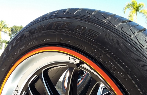 แม็ก,20X9.5 6รู ยางยุ่น,265-50-20 ปี15 สวยๆชุด 29,000