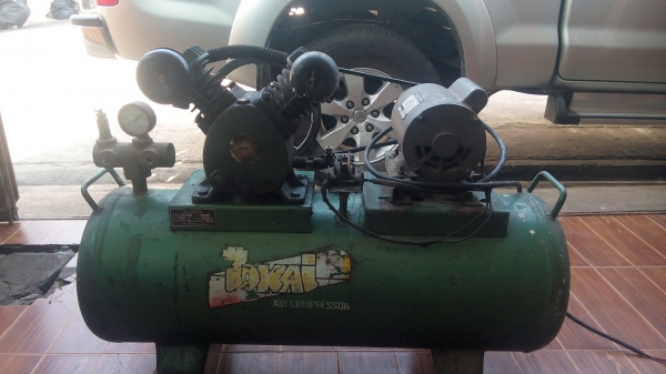 ปั้มลมขายตามสภาพมอเตอร์ใช้งานได้ปกติปั้มลมขึ้น