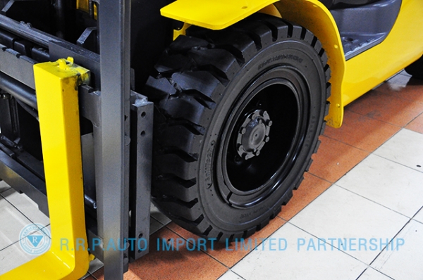 ขายรถโฟล์คลิฟท์มือสอง KOMATSU รุ่น FD30T35C-16-706421 ราคา 435,000 บาท รุ่นใหม่ล่าสุด