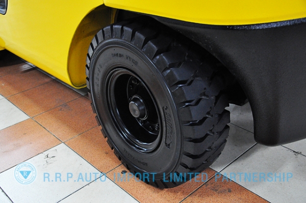 ขายรถโฟล์คลิฟท์มือสอง KOMATSU รุ่น FD30T35C-16-706421 ราคา 435,000 บาท รุ่นใหม่ล่าสุด