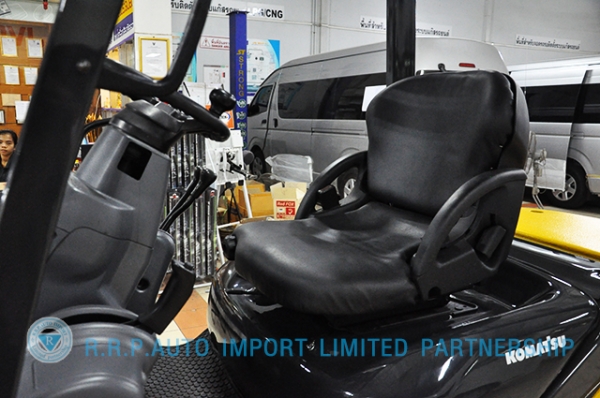 ขายรถโฟล์คลิฟท์มือสอง KOMATSU รุ่น FD30T35C-16-706421 ราคา 435,000 บาท รุ่นใหม่ล่าสุด