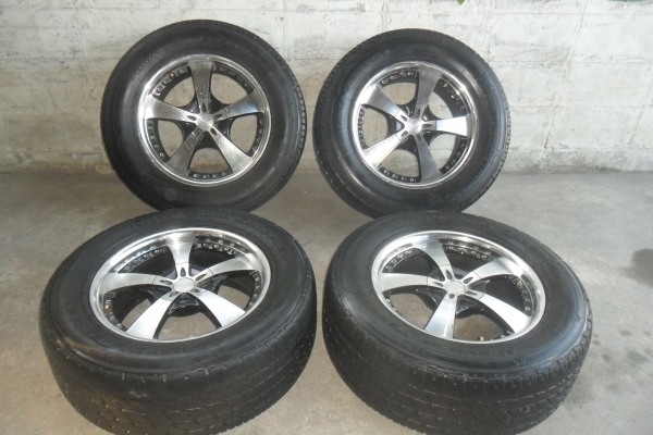 ล้อแม็ก18นิ้ว6รู พร้อมยาง สวยๆ 4 ล้อ ราคา 8400 บาท