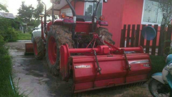 คูโบต้า4708 /49แรงม้า ขาย360,000฿ (รถมีแต่สำเนาหน้าเล่ม)