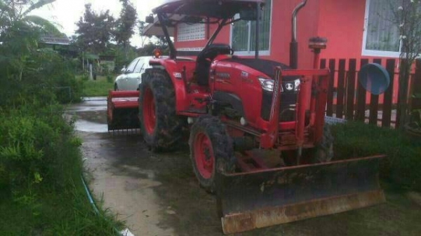 คูโบต้า4708 /49แรงม้า ขาย360,000฿ (รถมีแต่สำเนาหน้าเล่ม)