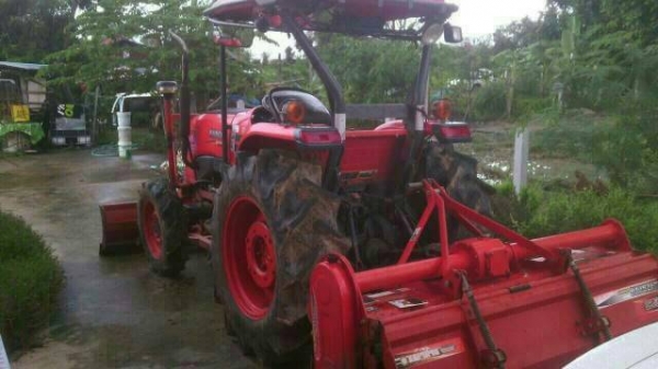 คูโบต้า4708 /49แรงม้า ขาย360,000฿ (รถมีแต่สำเนาหน้าเล่ม)