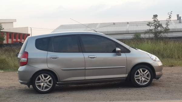 ขาย HONDA JAZZ 2004