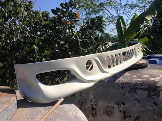 ขายไฟเบอร์ ต่อกันชน สิบล้อ Hino mega 500