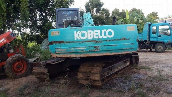 Kobelco sk200 mark 3 พร้อมใช้งาน