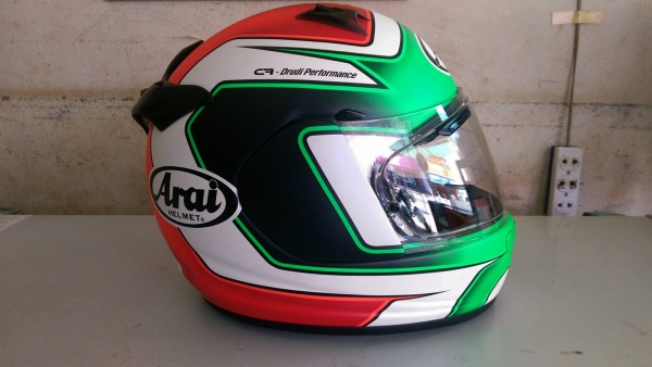 ขายคับหมวกกันน็อค Arai Quantum J size M 57-58CM made in Japan สีสวยๆชิวใสๆนวมแน่นๆคับ ราคา 12500 บาท ส่งได้ทั่วไทยคับ สนใจติดต่อ 081-0578282 FACEBOOK ชาญณรงค์ ป๊อป ชัยอมฤต ไอดีไลน์ POPBIGBIKESAKON คับ สนใจรถสวย ถูก ดี ต้อง POP BIGBIKE SAKONNAKHON