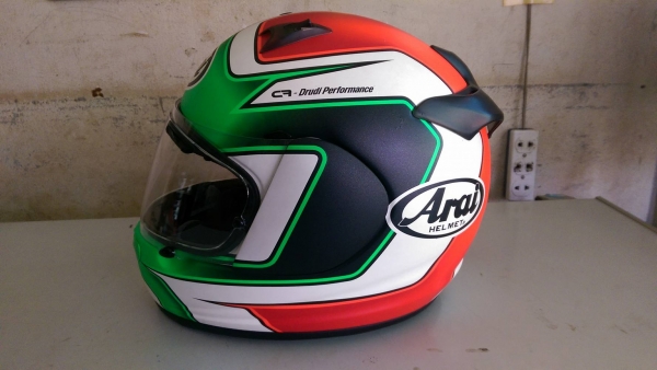 ขายคับหมวกกันน็อค Arai Quantum J size M 57-58CM made in Japan สีสวยๆชิวใสๆนวมแน่นๆคับ ราคา 12500 บาท ส่งได้ทั่วไทยคับ สนใจติดต่อ 081-0578282 FACEBOOK ชาญณรงค์ ป๊อป ชัยอมฤต ไอดีไลน์ POPBIGBIKESAKON คับ สนใจรถสวย ถูก ดี ต้อง POP BIGBIKE SAKONNAKHON
