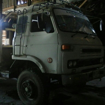 สิบล้อ นิสัน UD 230 สโลส 2เพา เทนเลอร์ขึ้นแม็คโค PC 200 สภาพดีพร้อมใช้ ทะเบียนพร้อมโอน สิบล้อ นิสัน UD 230 สโลส 2เพา เทนเลอร์ขึ้นแม็คโค PC 200 สภาพดีพร้อมใช้ ทะเบียนพร้อมโอน