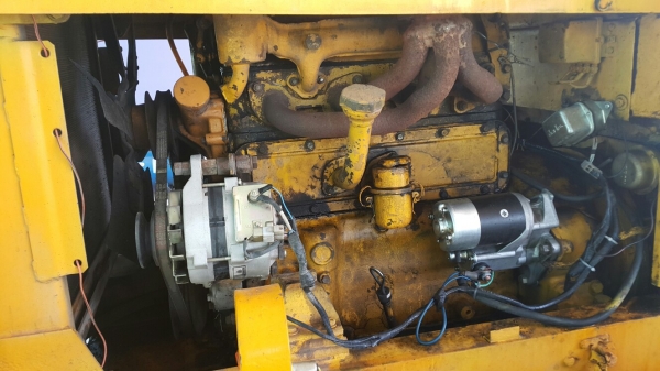 Komatsu JH30B พร้อมใช้งาน