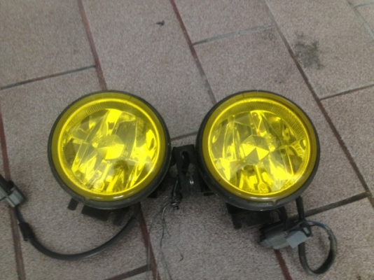 ตัดหมอกเหลือง RAYBRIG กลม3นิ้วเก่าญี่ปุ่นเเท้สภาพสวยคู่ละ