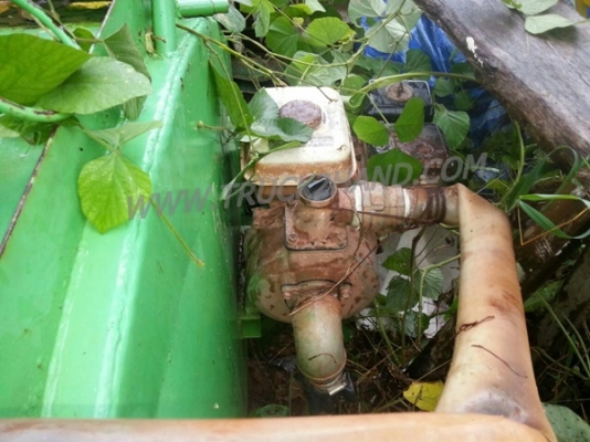 ถังน้ำพร้อมเครื่องท้าย ขนาดใส่กับรถกระบะบิ๊กอัพ ขนาดบรรจุ 1,600 ลิตร  สภาพสวยใหม่เดิมๆ